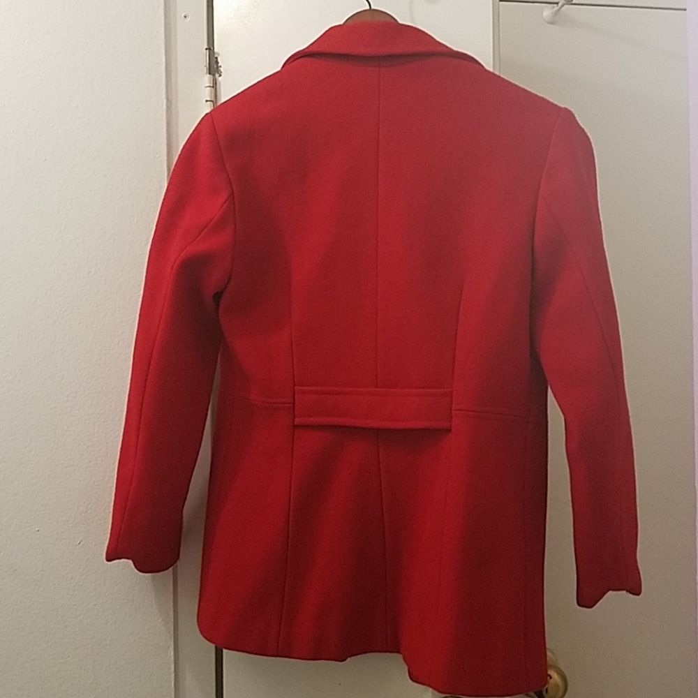 Red women's coat - Picture 4 of 7